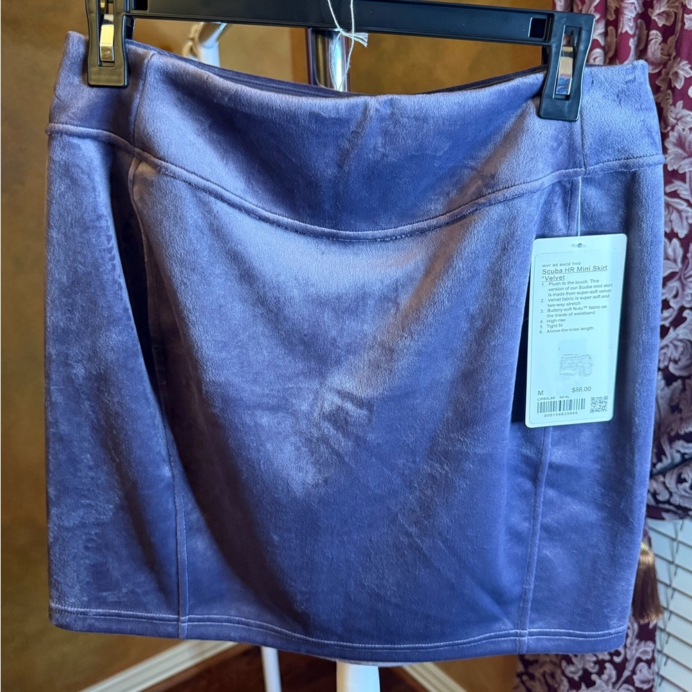 Lululemon Scuba HR Mini Skirt in Velvet